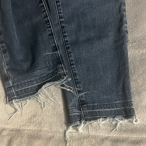 Thyme Slim Fit Maternity Jeans XL - Picture 2 of 6